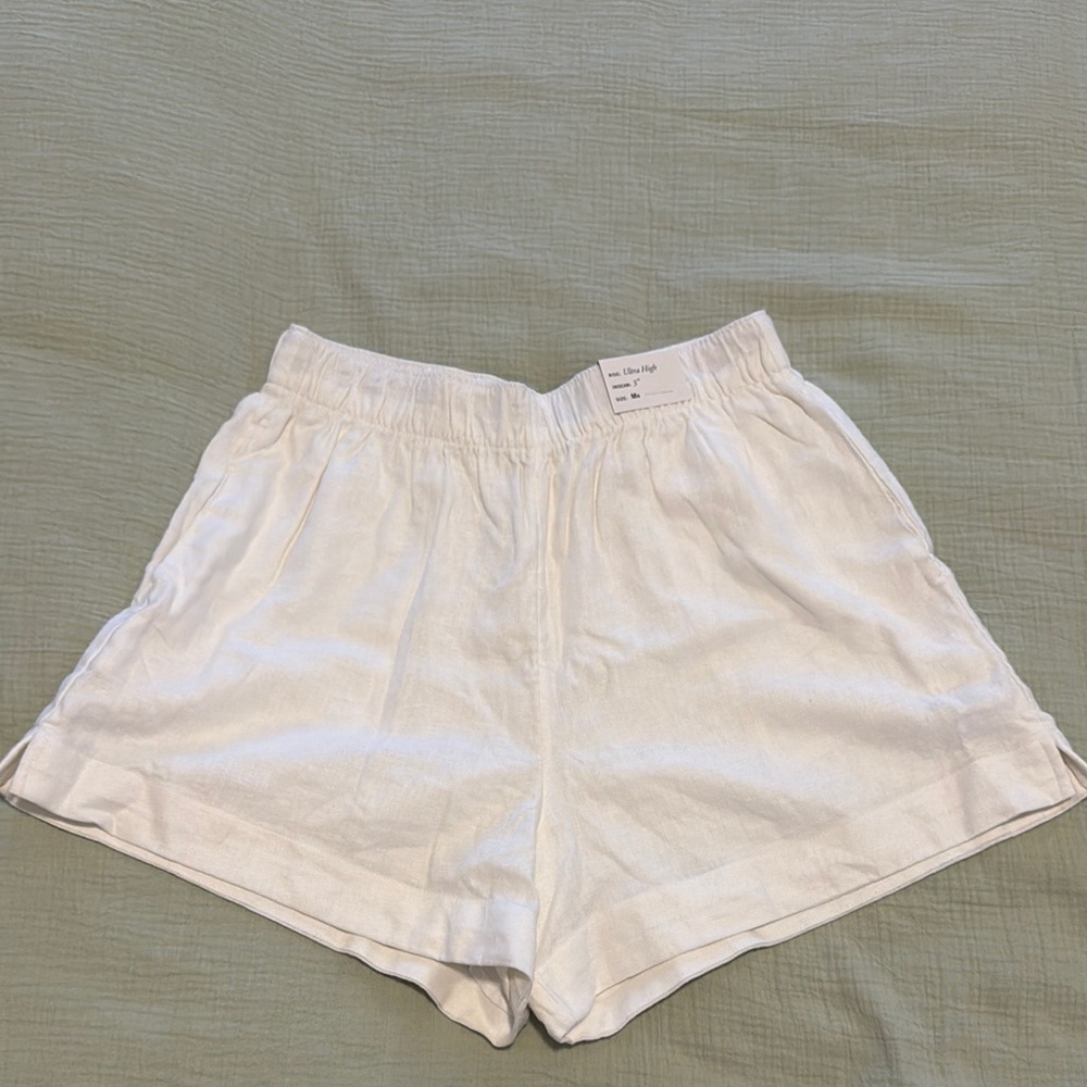 Women's White Shorts
